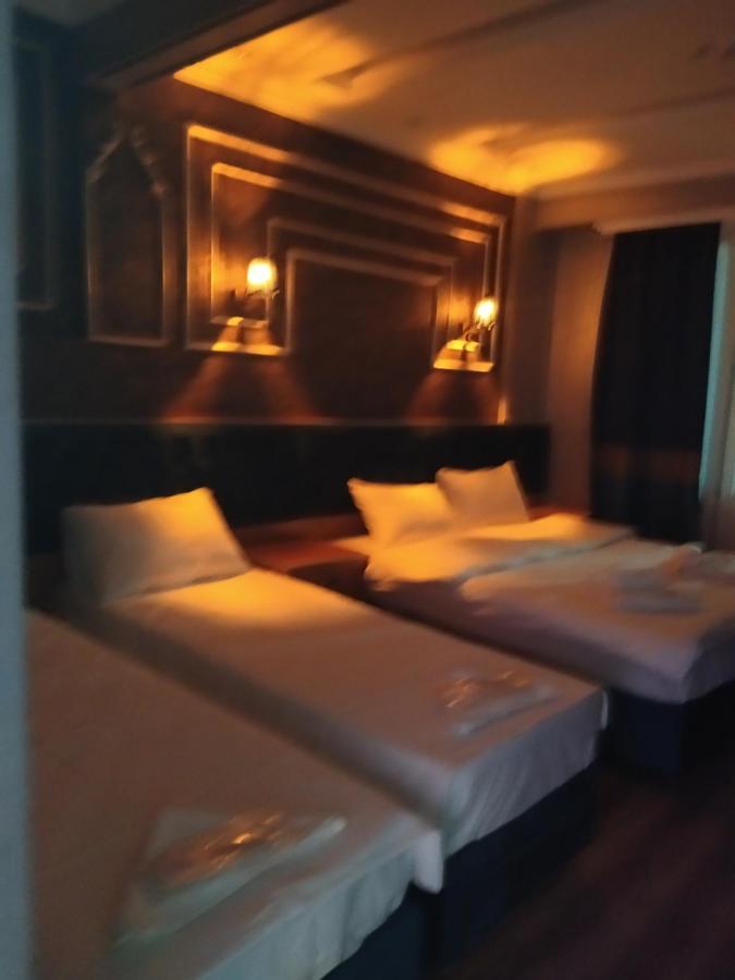 BoNaMi Hotel Istanboel Buitenkant foto